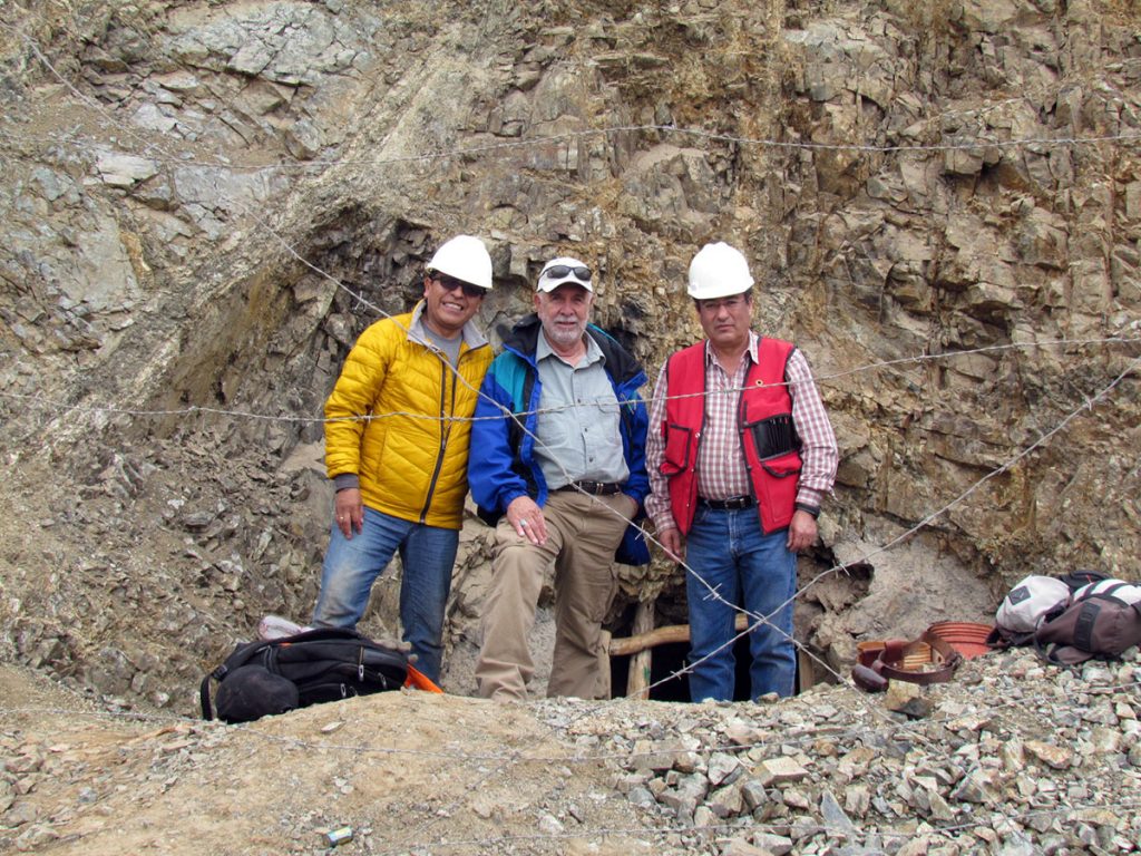 Nosotros | About « Geology & Mineral Exploration E.I.R.L.